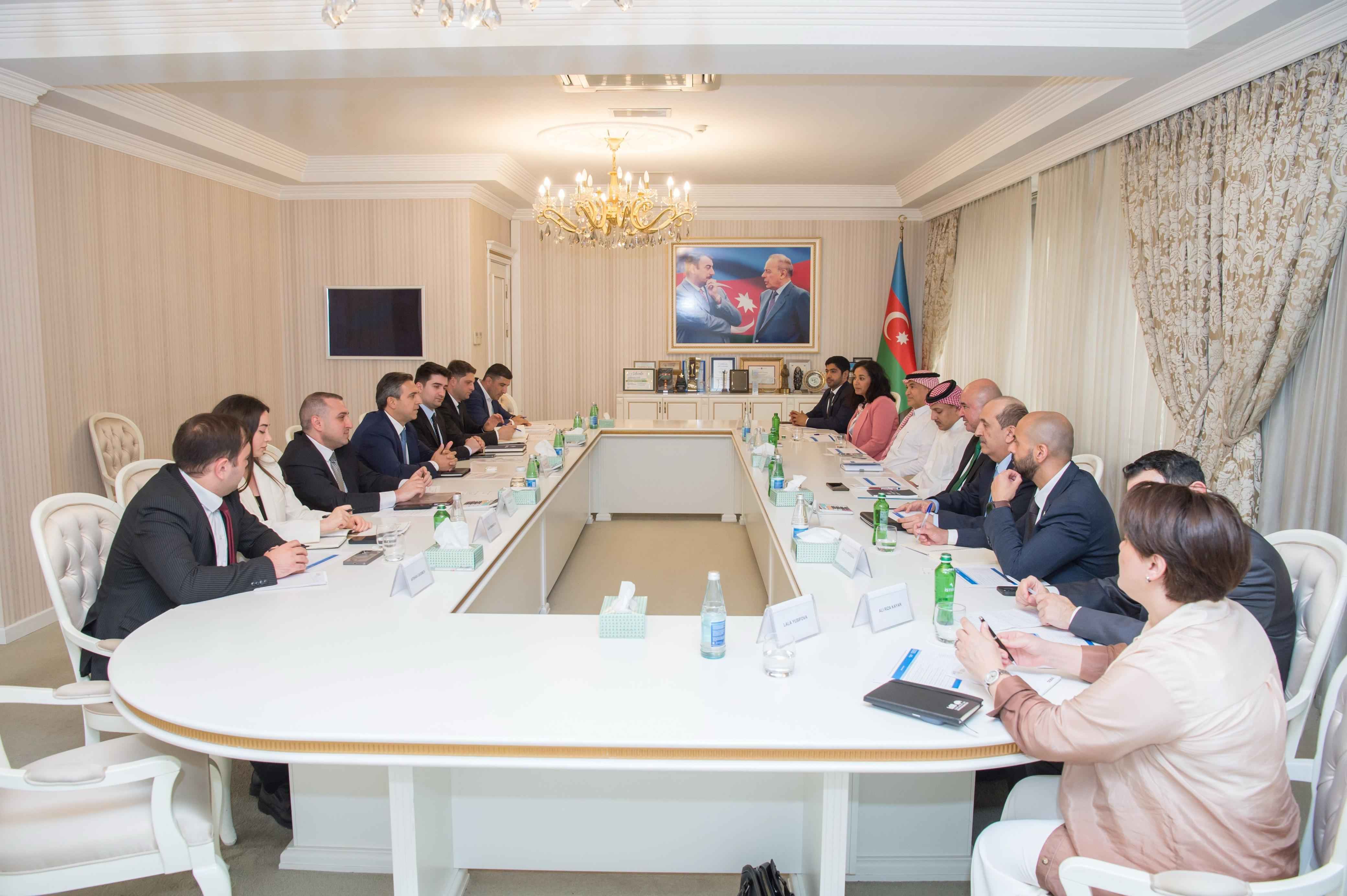 Azərbaycan Dövlət Su Ehtiyatları Agentliyi ilə Ərəb Koordinasiya Qrupu arasında görüş keçirilib